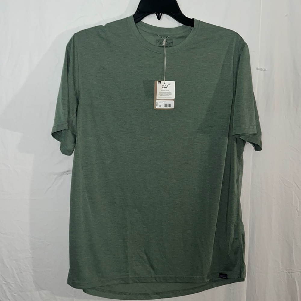Men’s Patagonia Capilene Cool Trail Shirt Green size large